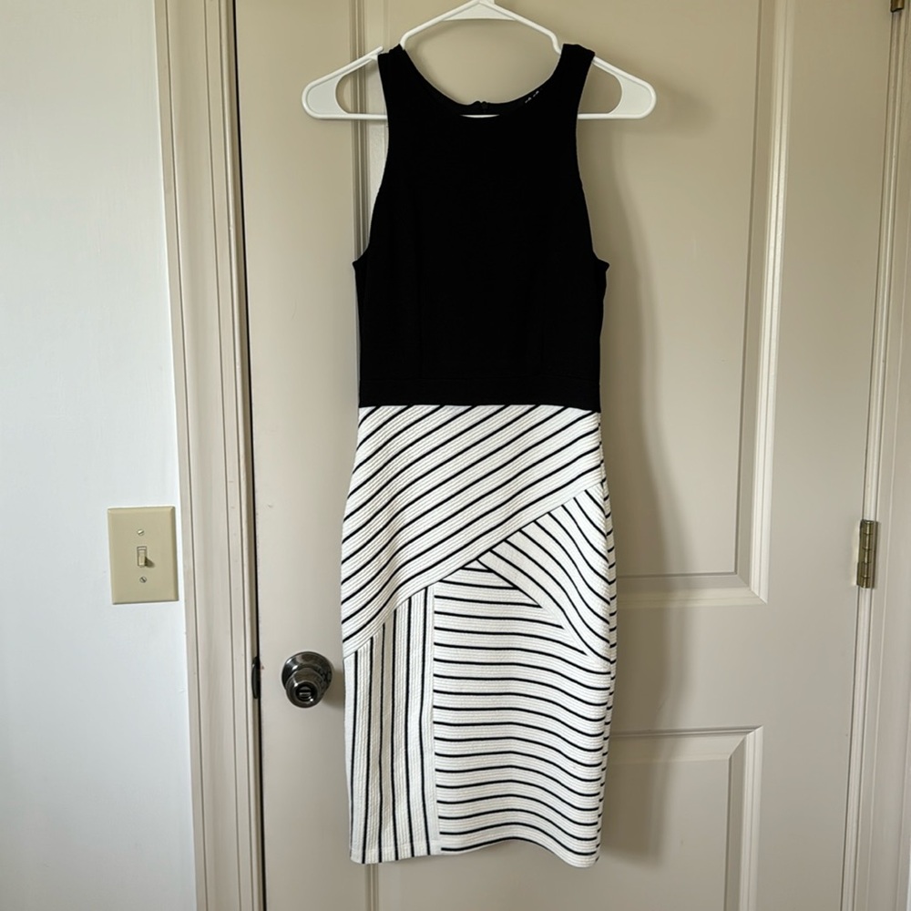 Lulu’s black and white dress